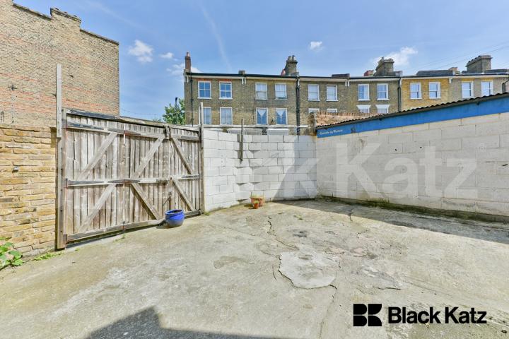 Double fronted period house with two bathrooms  Flaxman Road, Loughborough Junction / Brixton